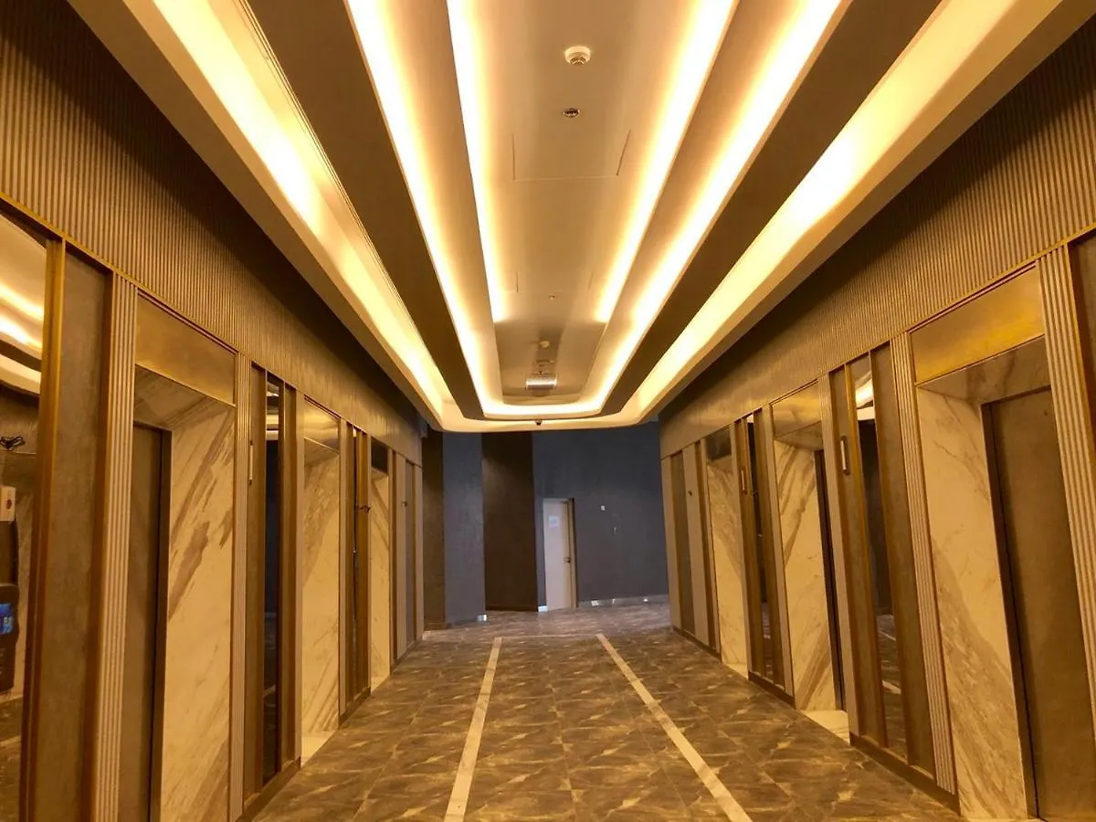 Panorama Central Nha Trang- Vietnam'S Highest Infinitive Rooftop Pool Apartmanhotel