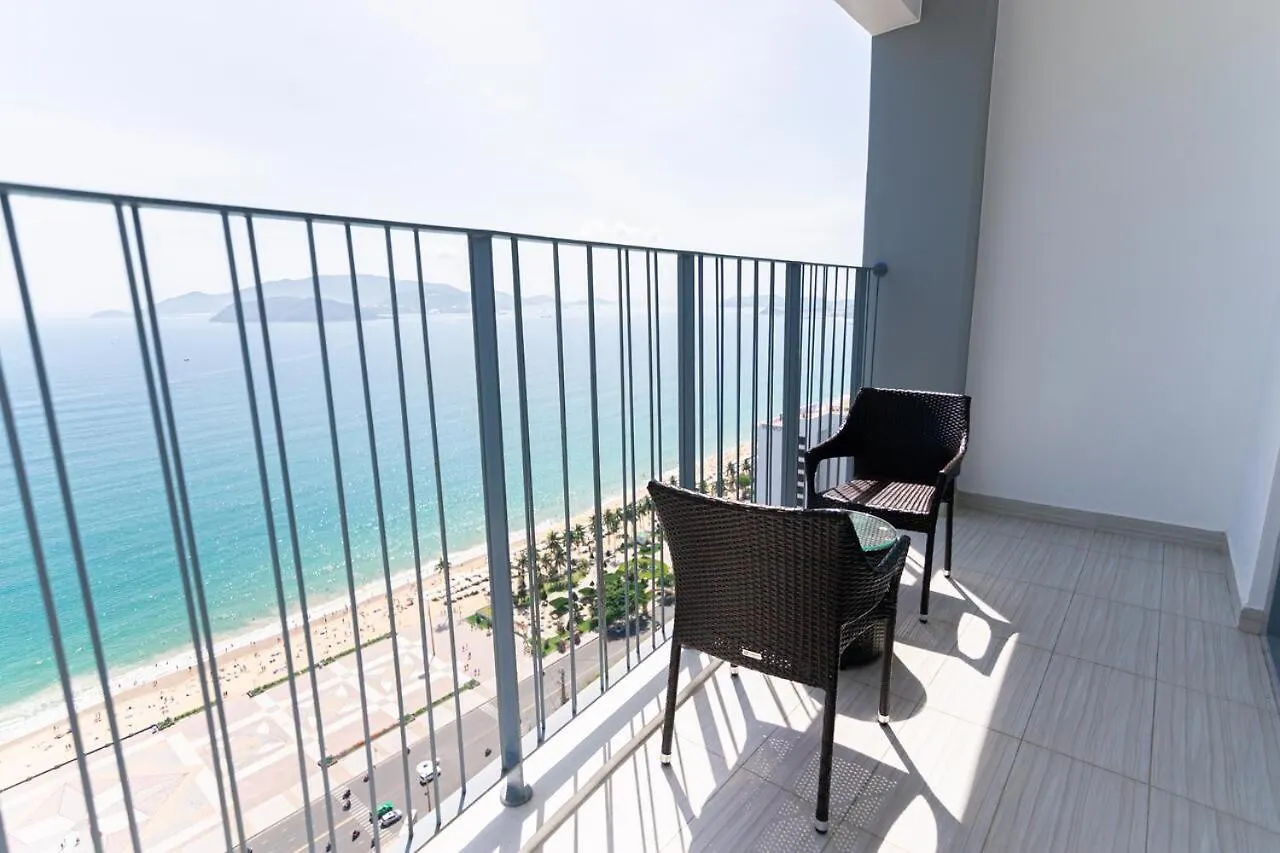 Panorama Central Nha Trang- Vietnam'S Highest Infinitive Rooftop Pool 5*,  Vietnám