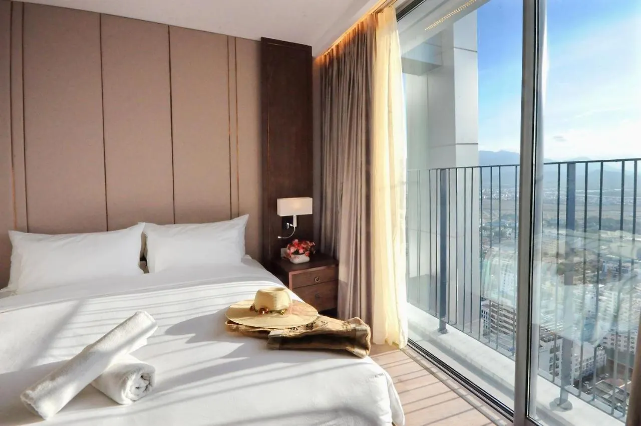 Panorama Central Nha Trang- Vietnam'S Highest Infinitive Rooftop Pool 5*,  Vietnám